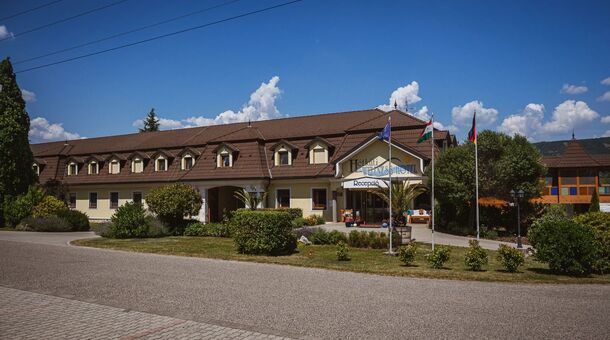 Hétkúti Wellness Hotel