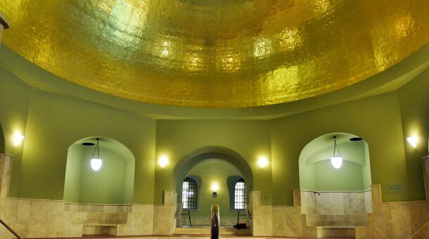 Uránia Apartmanház