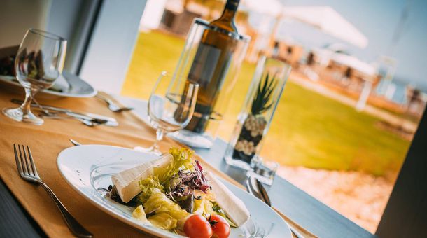 Hotel Yacht**** Wellness & Business