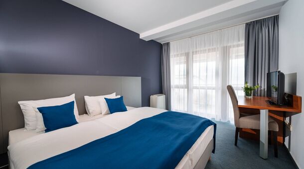 Hotel Yacht**** Wellness & Business