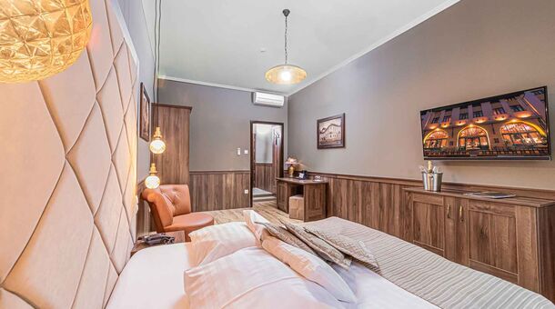 Komló Hotel Gyula****