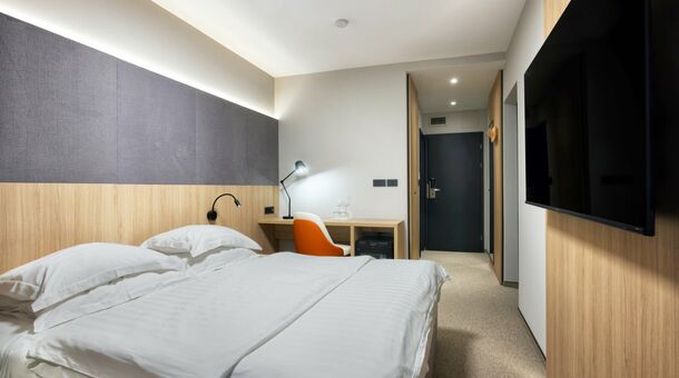 Idilli pihenés a varázslatos Bledi-tónál!