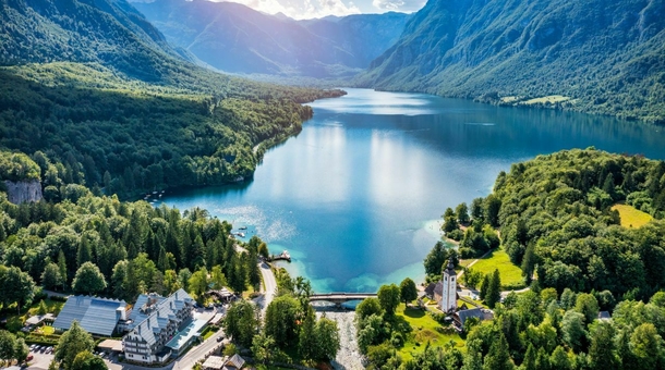 Bohinji-tó, a Júlia-Alpok ékköve!