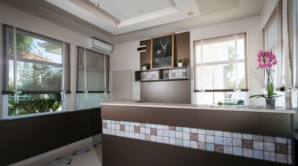 Aranyszarvas Panzió****, Étterem és Grillterasz