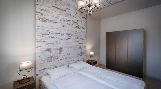 Aranyszarvas Panzió****, Étterem és Grillterasz