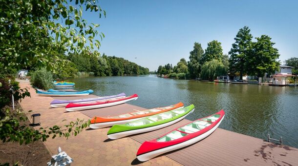Aranyszarvas Panzió****, Étterem és Grillterasz