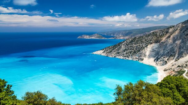 Nyárindító pihenés Kefalónia szigetén!