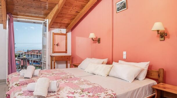 Nyár eleji lazítás Zakynthoson!