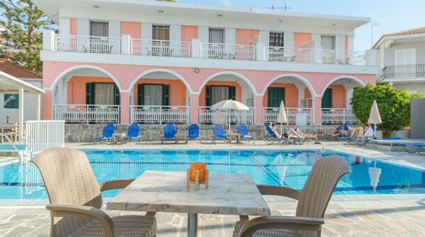 Nyár eleji lazítás Zakynthoson!