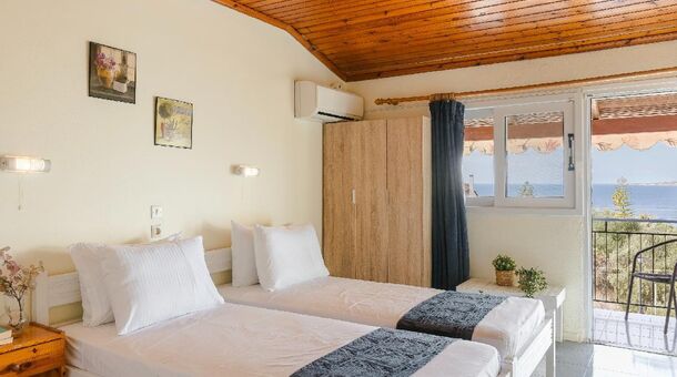 Júniusi nyaralás Kefalónia szigetén!