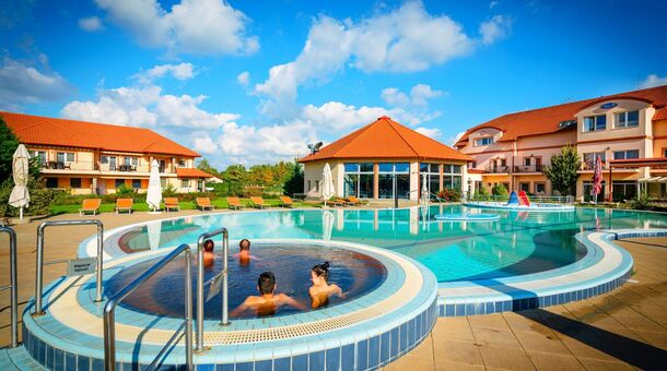 Aqua-Spa**** Konferencia és Wellness Hotel