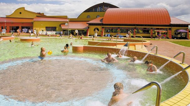 Vulkán Wellness Hotel & Camping
