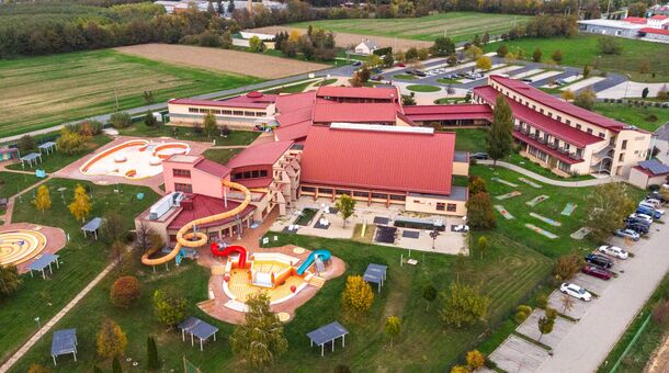 Vulkán Wellness Hotel & Camping