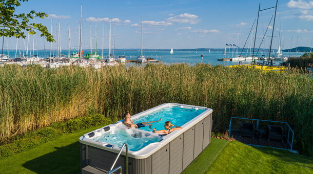 Hotel Golden Lake Resort****superior