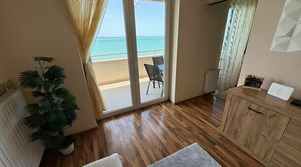 Club 218 Holiday Apartman