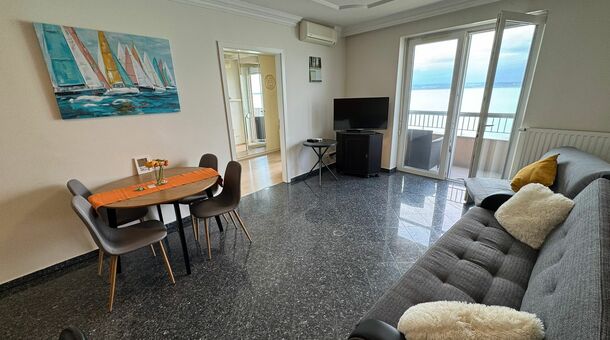 Club 218 Holiday Apartman