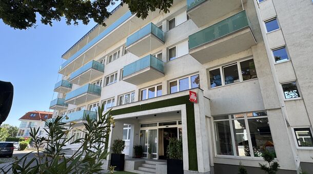 Hotel Aurum Family****