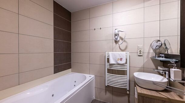 Bazilika alatt Panzió