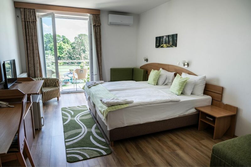 Superior tóra néző szoba