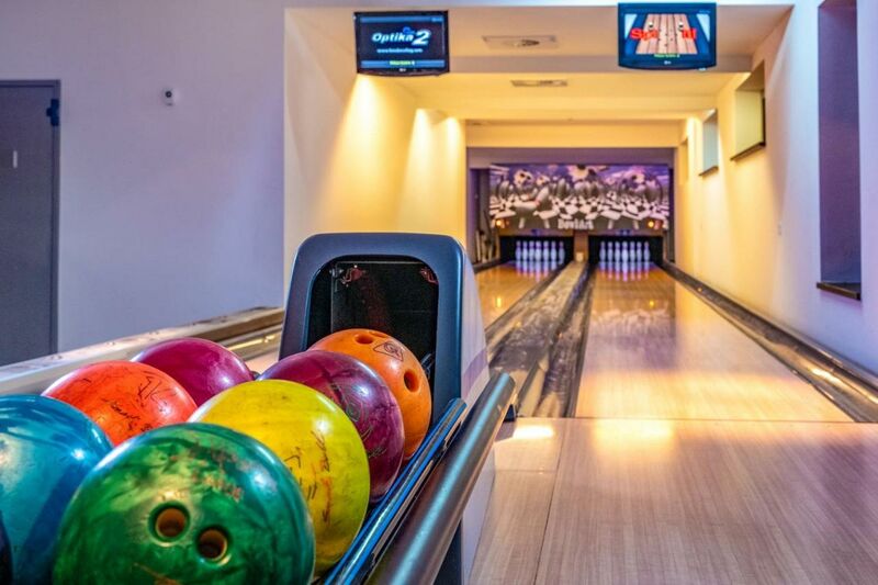 Bowling