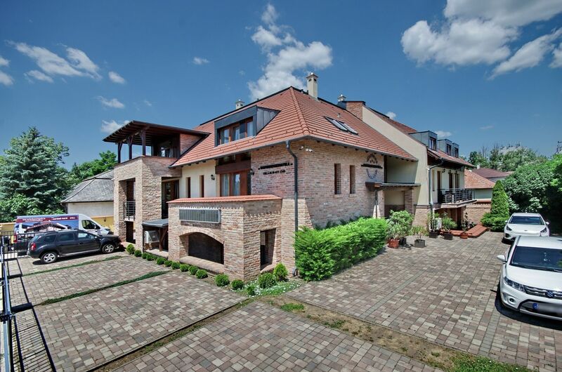 Várfürdő Panzió