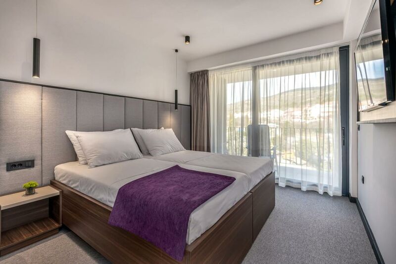 Kétágyas pótágyazható főépületi standard balkonos szoba