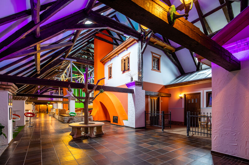 Hotel Vécsecity****