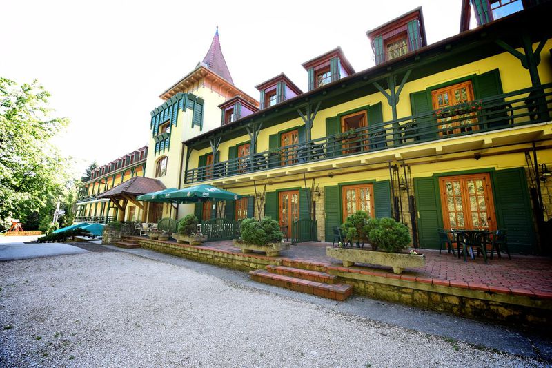 Bakony Hotel