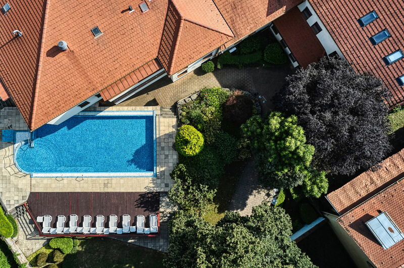 Bassiana Hotel****