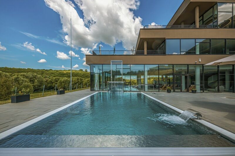 Kültéri wellness részleg