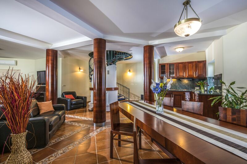 Szarvaskút Bakony Resort +16