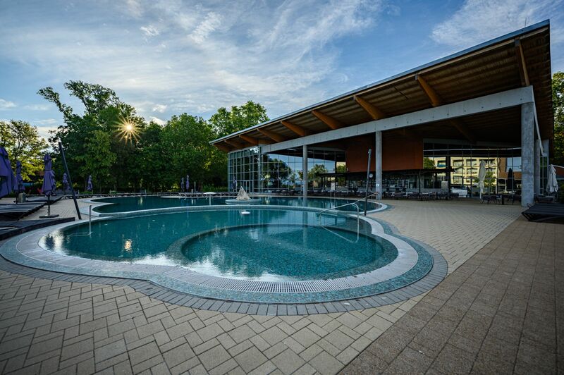 Kültéri élménymedencék