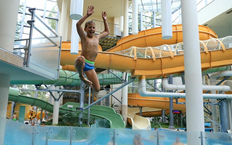 Gyulai Várfürdő- Aquapalota