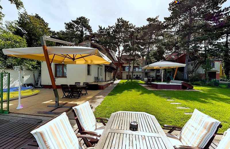 Royal Mediterran****