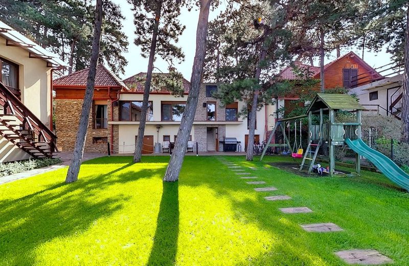 Royal Mediterran****