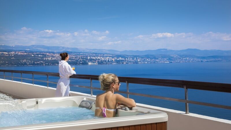 Kétágyas prémium tengerre néző balkonos szoba