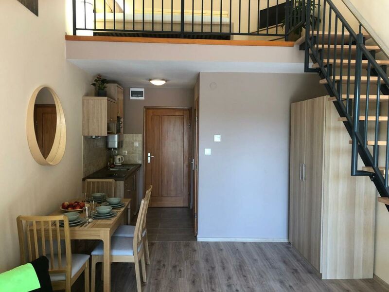 Családi galériás, erkélyes szoba