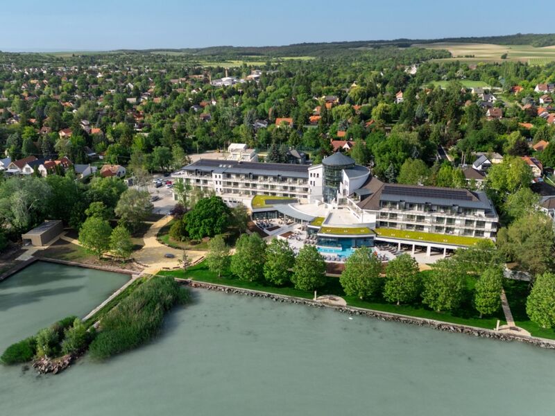 Kenese Bay Garden Resort & Conference****+superior