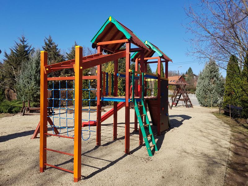 Szabadtéri játszótér