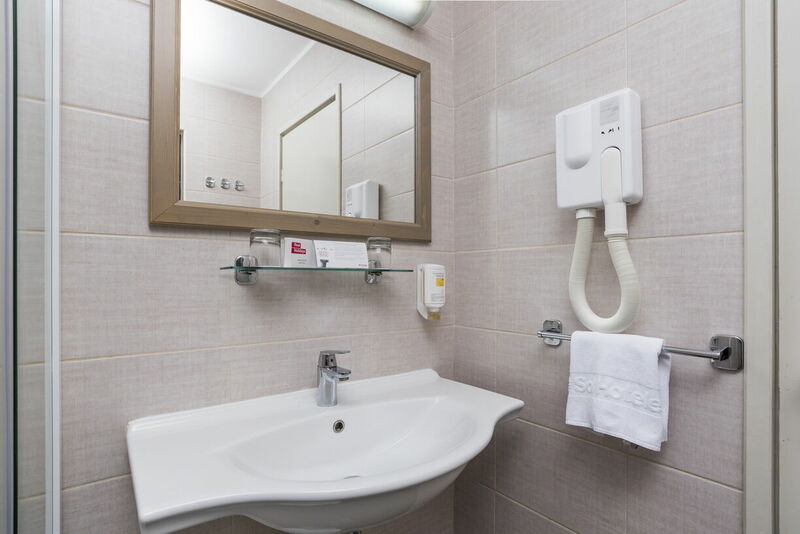 4-6 ágyas superior park oldali balkonos apartman