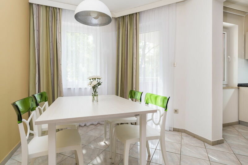 2-4 ágyas classic park oldali balkonos apartman