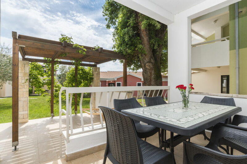 5-7 ágyas prémium park oldali teraszos apartman