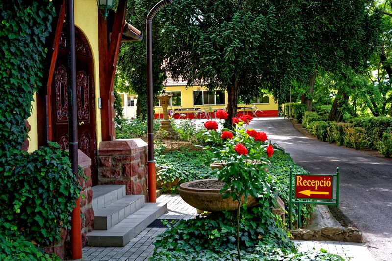 Fried Kastély*** Hotel