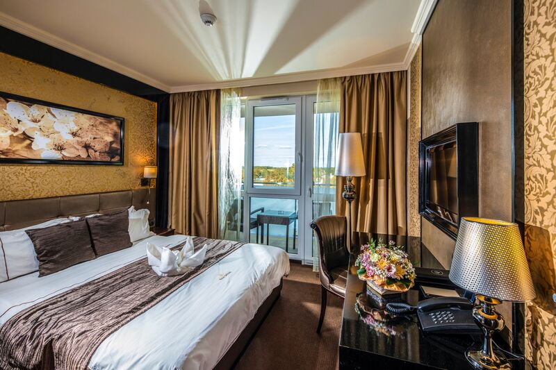 Classic erkélyes szoba