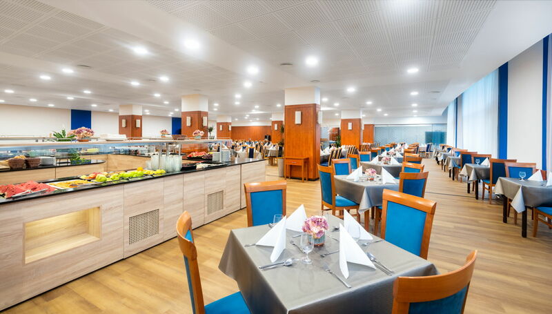 Étterem (nyugati szárny)