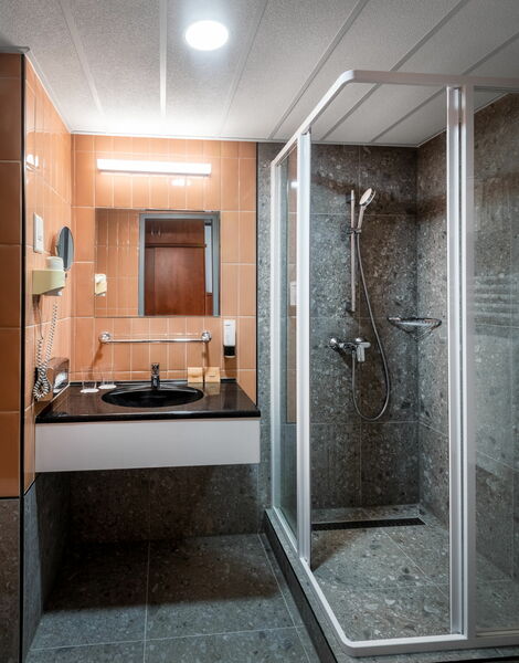 Fürdőszoba (nyugati szárny)