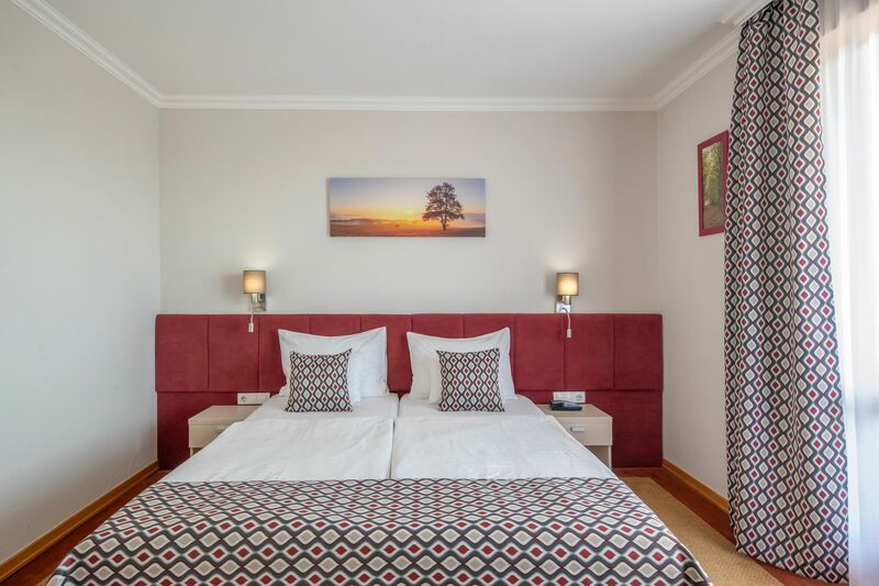 Völgyre néző erkélyes szoba