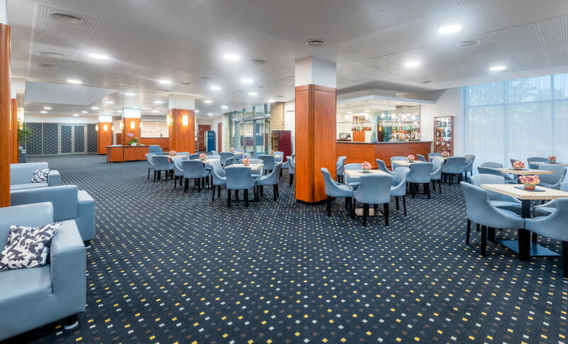 Lobby (nyugati szárny)