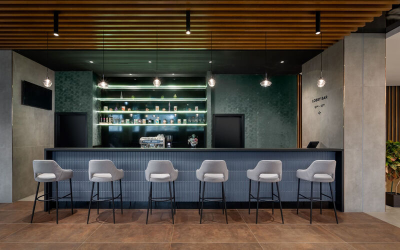 Lobby bár