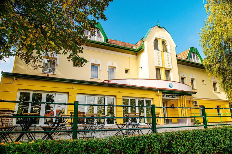 Fürdő Hotel***
